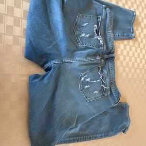 EUC Torrid Skinny Jeans Womens Plus 18R Medium Wash 38 X‎ 29 Mid Rise Distressed